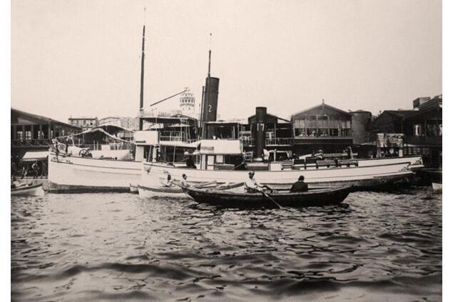 IST 062 / Anonim / Galata Wharf, 1915 IST 062 / Anonim / Galata Wharf, 1915