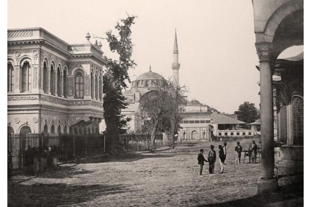 IST 107 / Anonim / Tophane Kasrı ve Kılıç Ali Paşa Camii, 1854 IST 107 / Anonim / Tophane Kasrı ve Kılıç Ali Paşa Camii, 1854