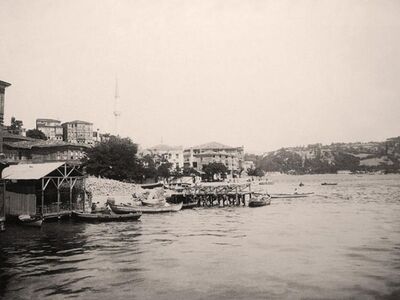 IST 004 / Anonim / Arnavutköy Shore, 1910