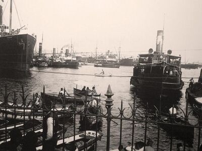 IST 071 / Anonim / Karaköy Wharf, 1910