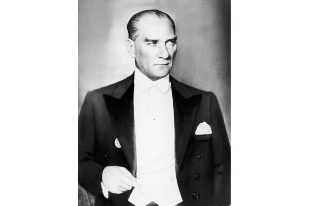 ATA 038 / Atatürk / Atatürk ATA 038 / Atatürk / Atatürk