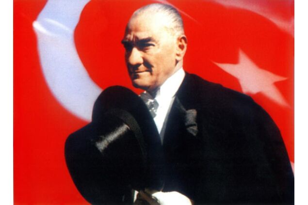 ATA 077 / Atatürk / Atatürk ATA 077 / Atatürk / Atatürk