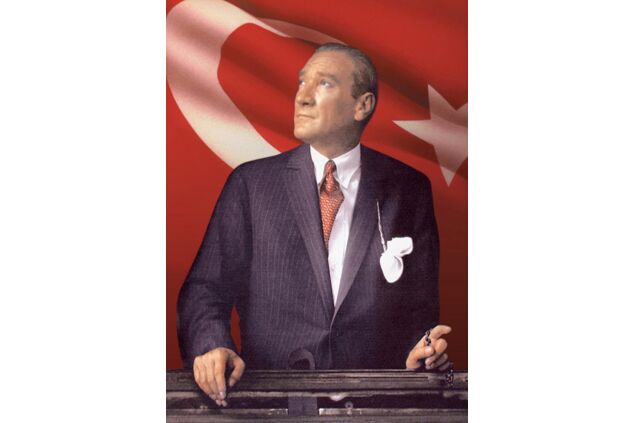 ATA 107 / Atatürk / Atatürk ATA 107 / Atatürk / Atatürk
