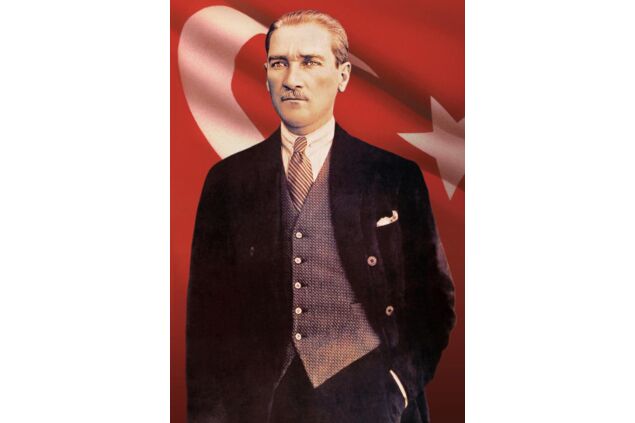 ATA 144 / Atatürk / Atatürk ATA 144 / Atatürk / Atatürk